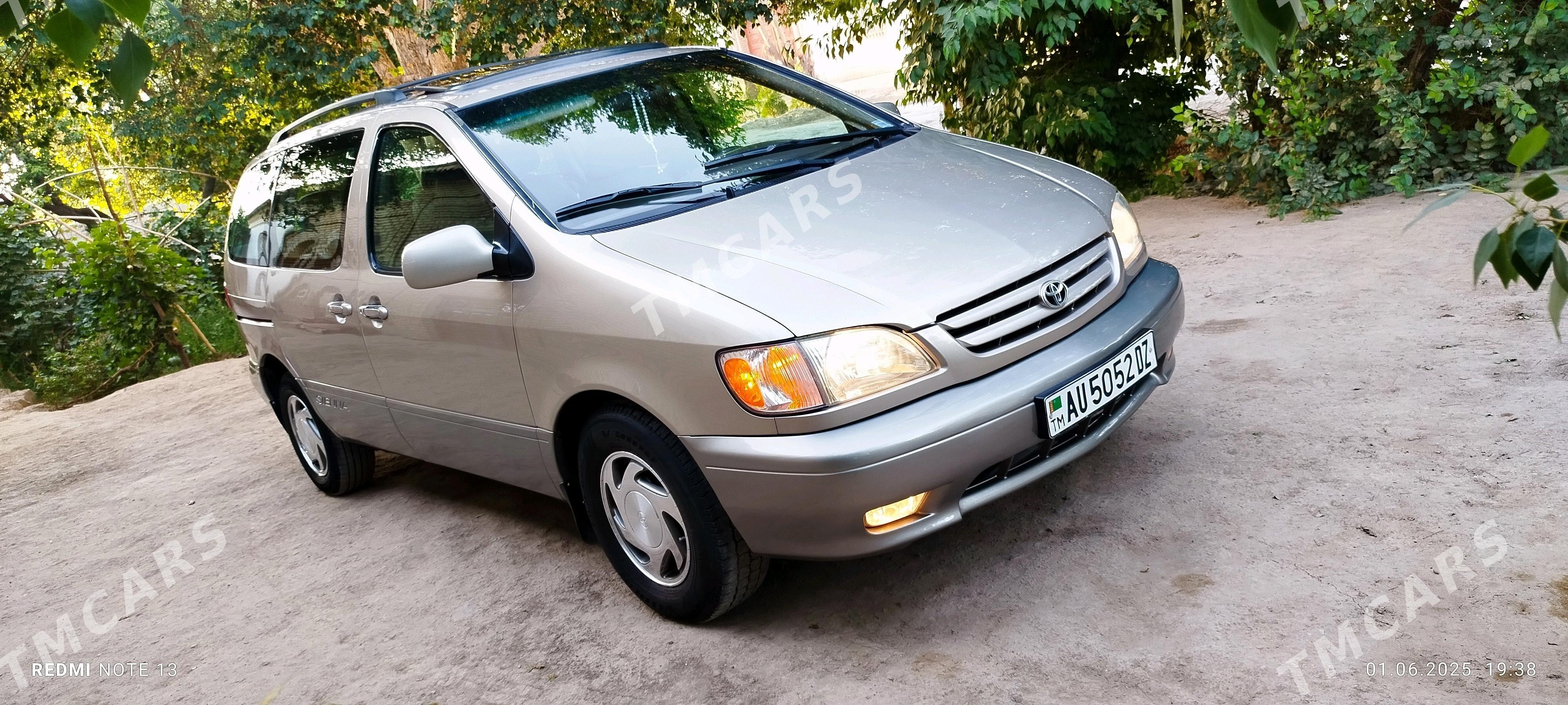 Toyota Sienna 2003 - 180 000 TMT - Gurbansoltan Eje - img 4