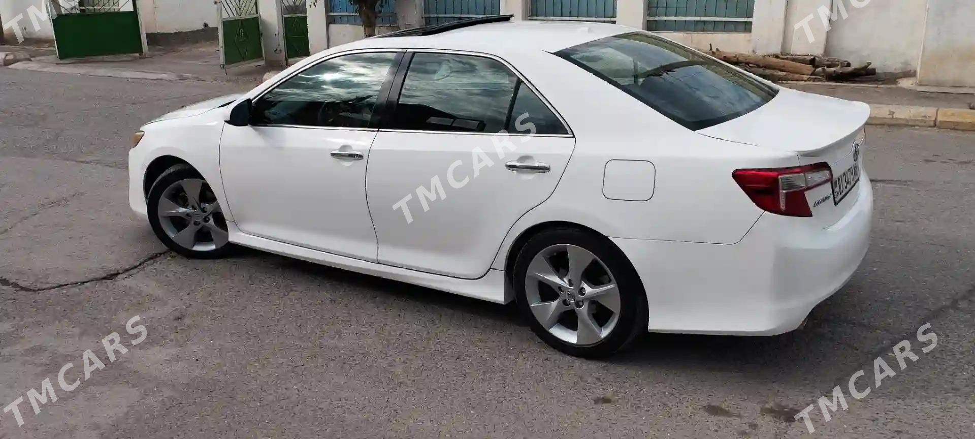Toyota Camry 2013 - 220 000 TMT - Бузмеин - img 6