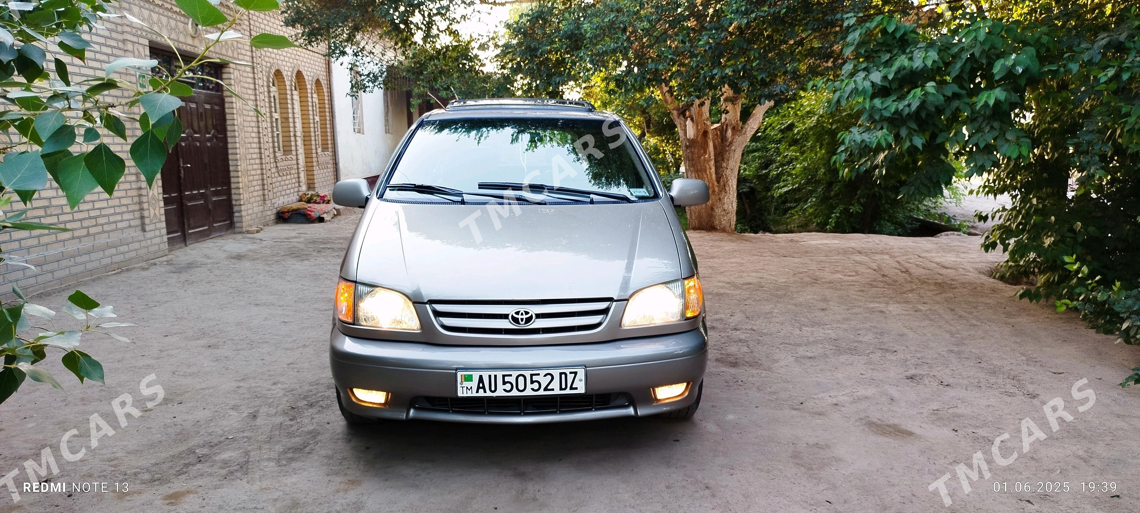 Toyota Sienna 2003 - 180 000 TMT - Gurbansoltan Eje - img 5