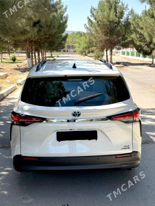 Toyota Sienna 2021 - 685 000 TMT - Aşgabat - img 3