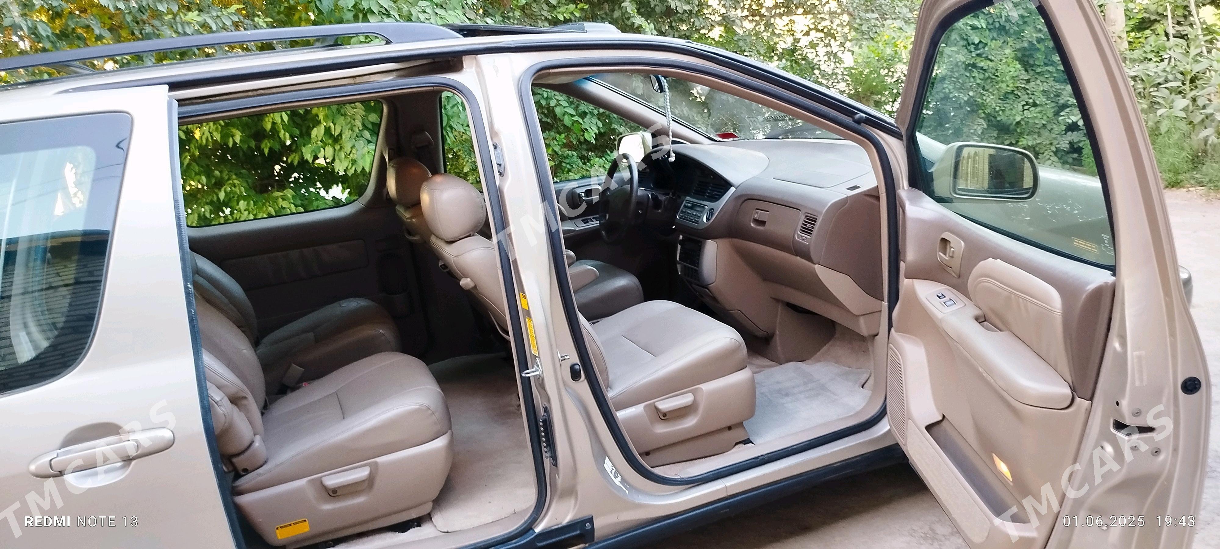 Toyota Sienna 2003 - 180 000 TMT - Gurbansoltan Eje - img 8
