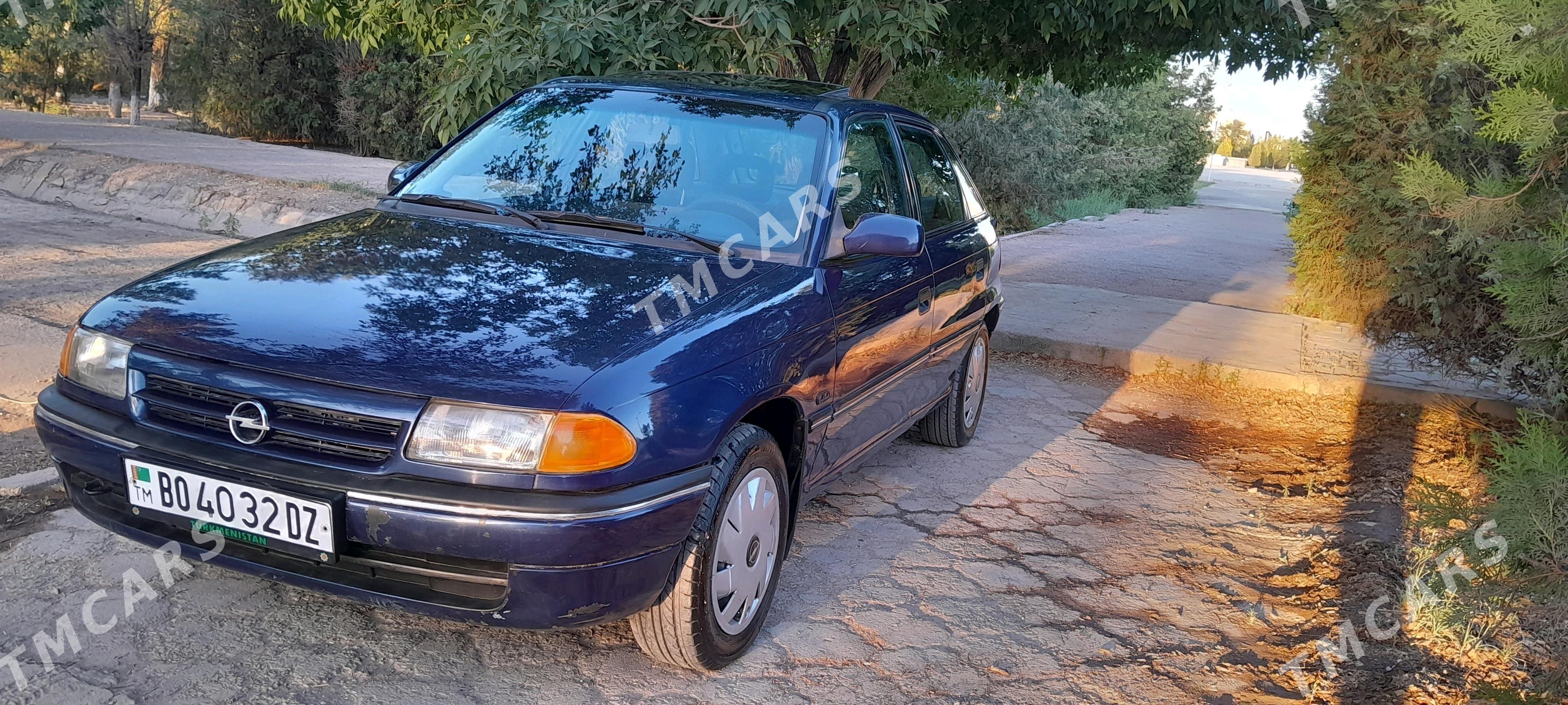 Opel Astra 1992 - 39 000 TMT - Дашогуз - img 4