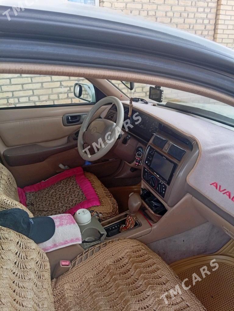 Toyota Avalon 1996 - 110 000 TMT - Мургап - img 5