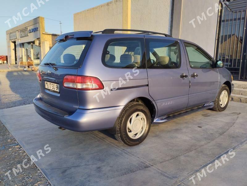 Toyota Sienna 2002 - 170 000 TMT - Gyzylarbat - img 9