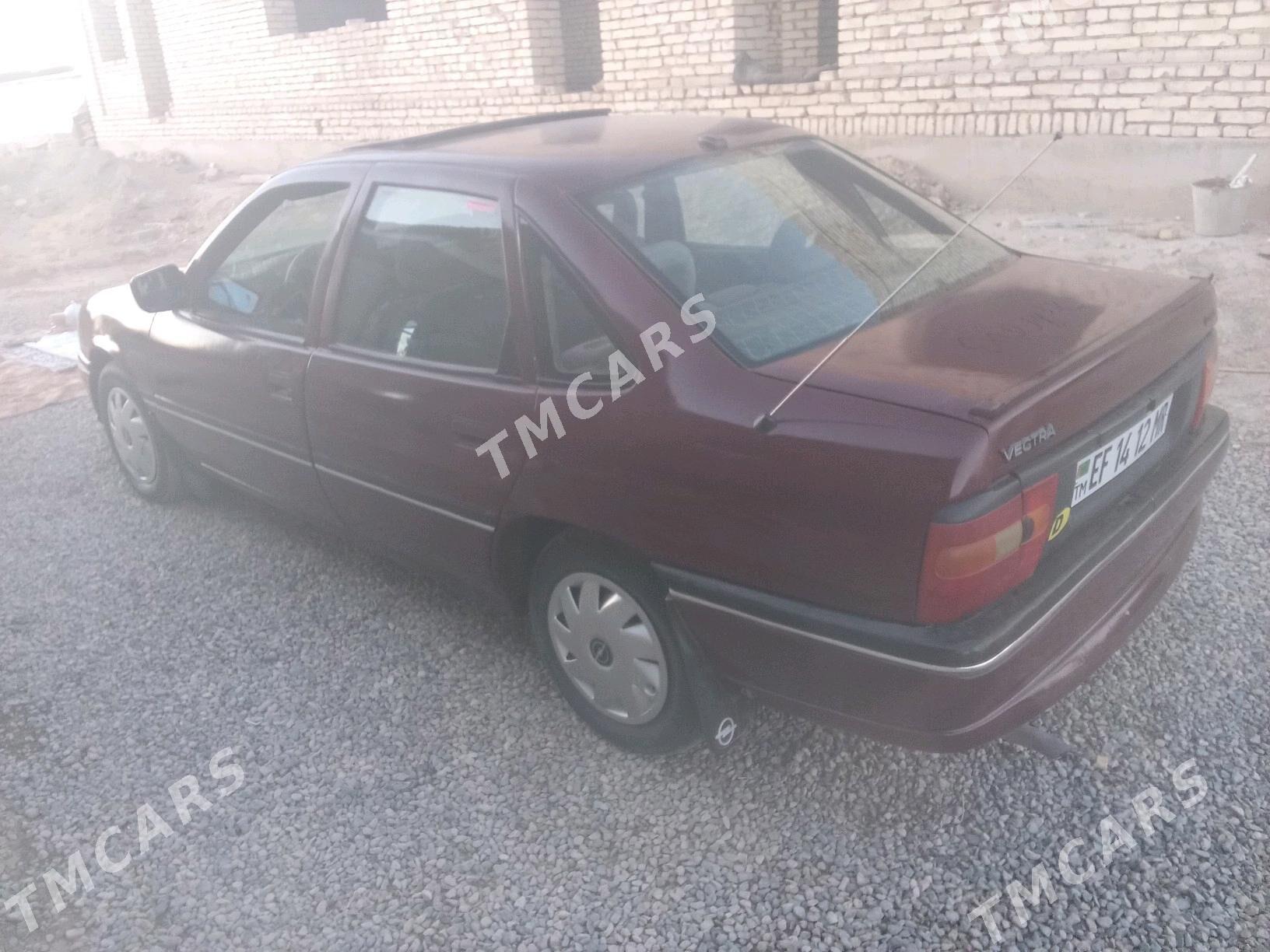 Opel Vectra 1990 - 23 000 TMT - Мары - img 3