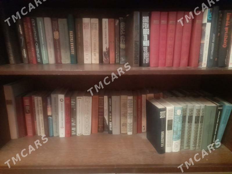 kitap satylýar. - Мир 3 - img 3