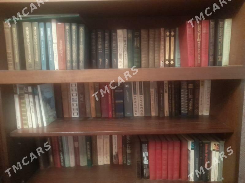 kitap satylýar. - Мир 3 - img 4