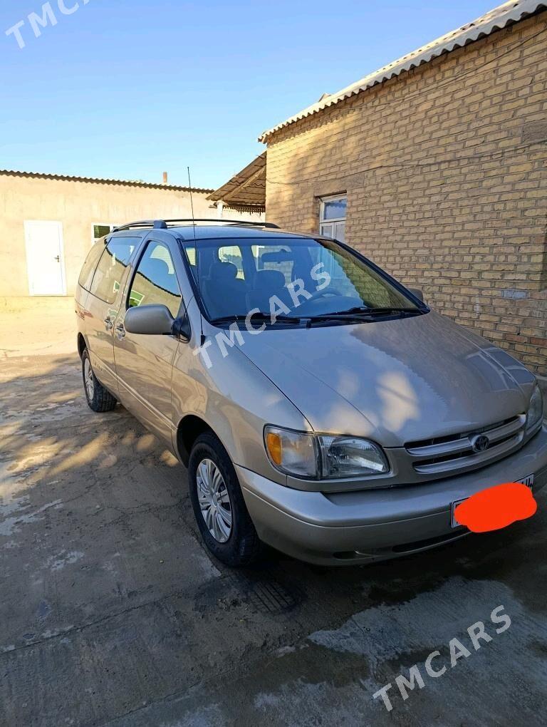 Toyota Sienna 2000 - 180 000 TMT - Kaka - img 7