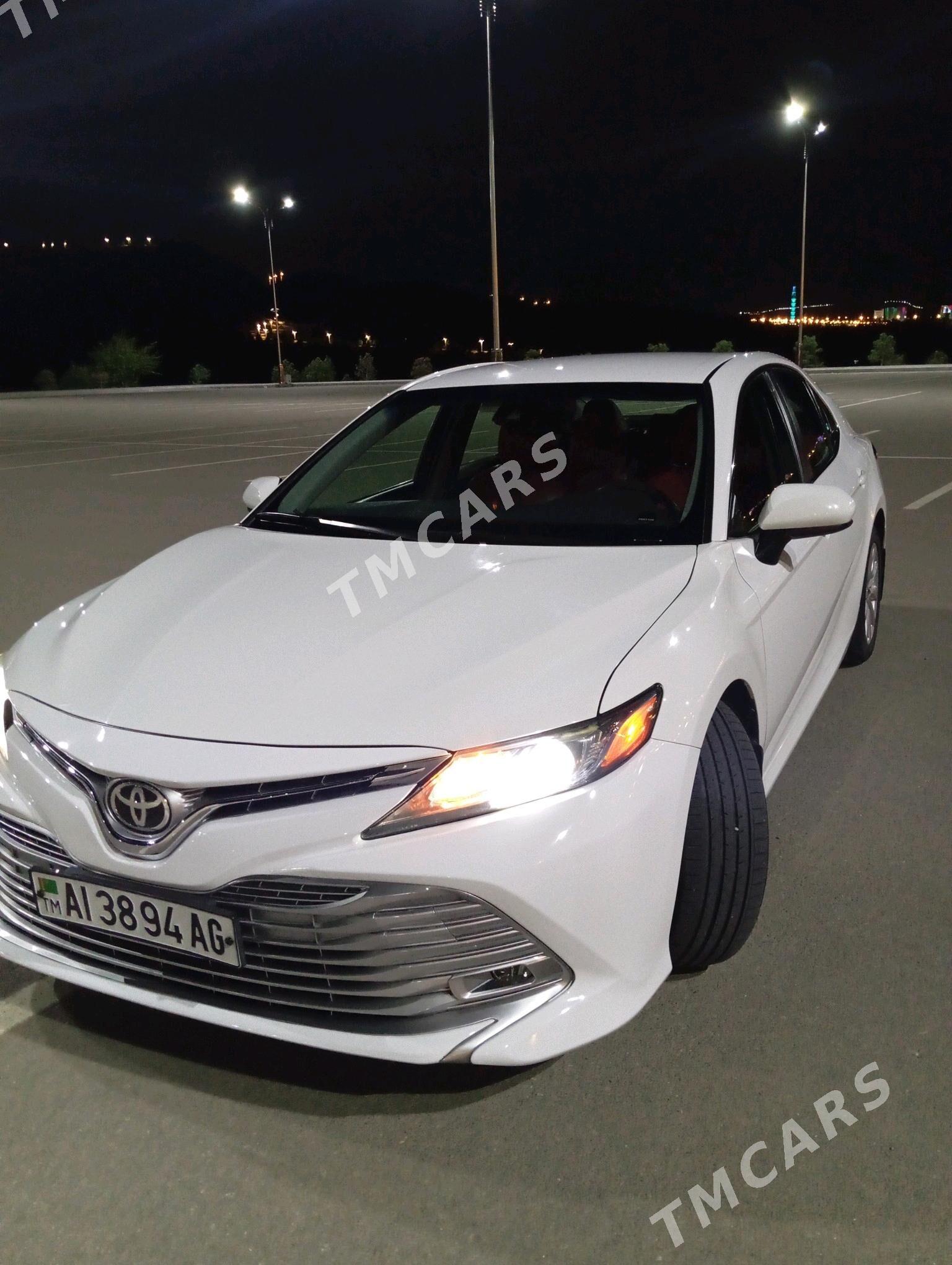 Toyota Camry 2018 - 260 000 TMT - Ашхабад - img 2