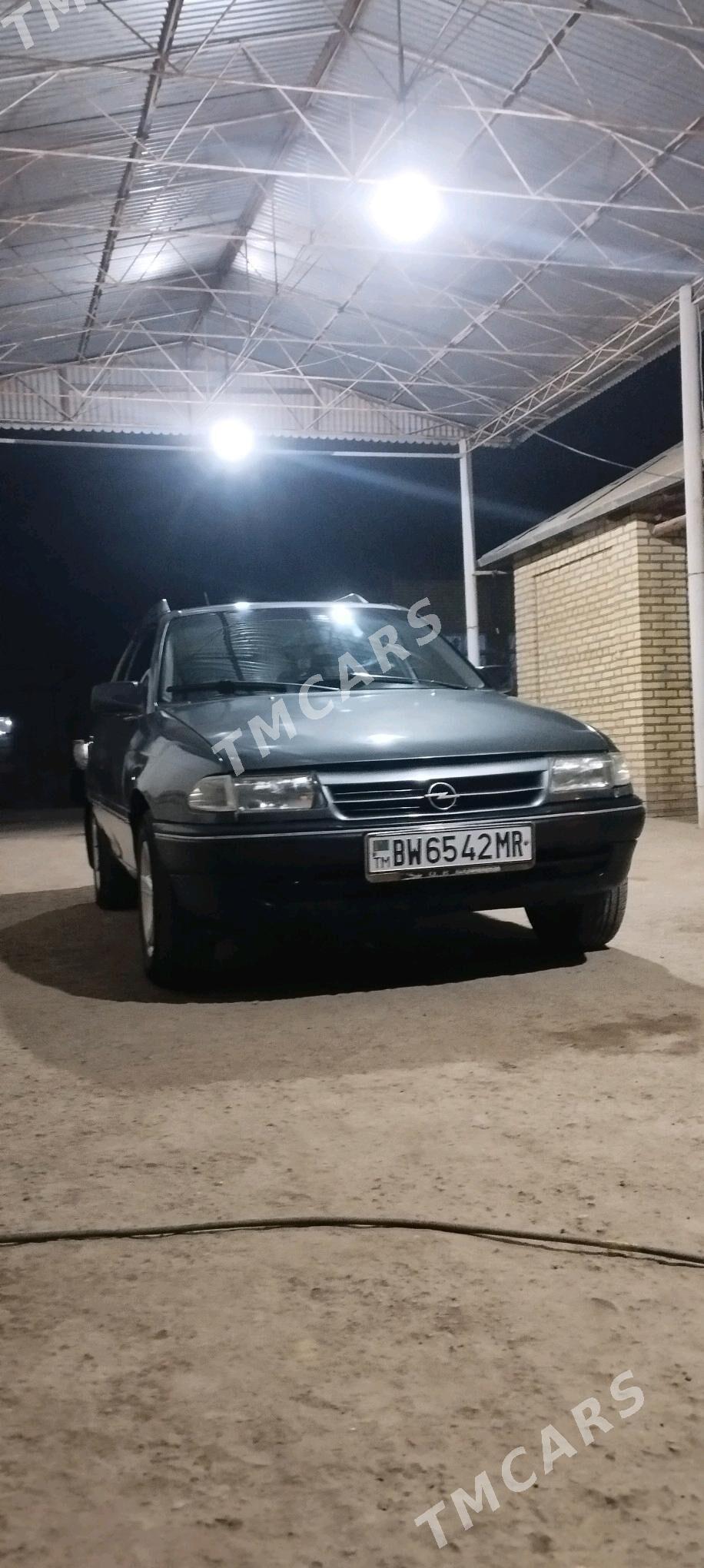 Opel Astra 1992 - 40 000 TMT - Mary - img 3
