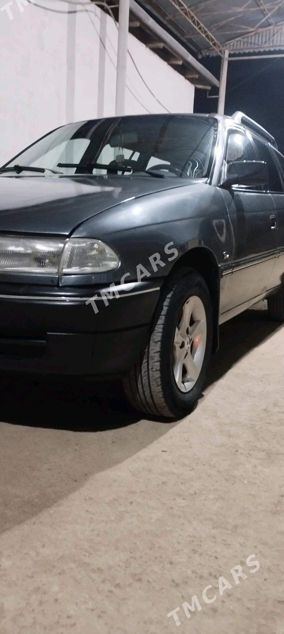 Opel Astra 1992 - 40 000 TMT - Mary - img 5