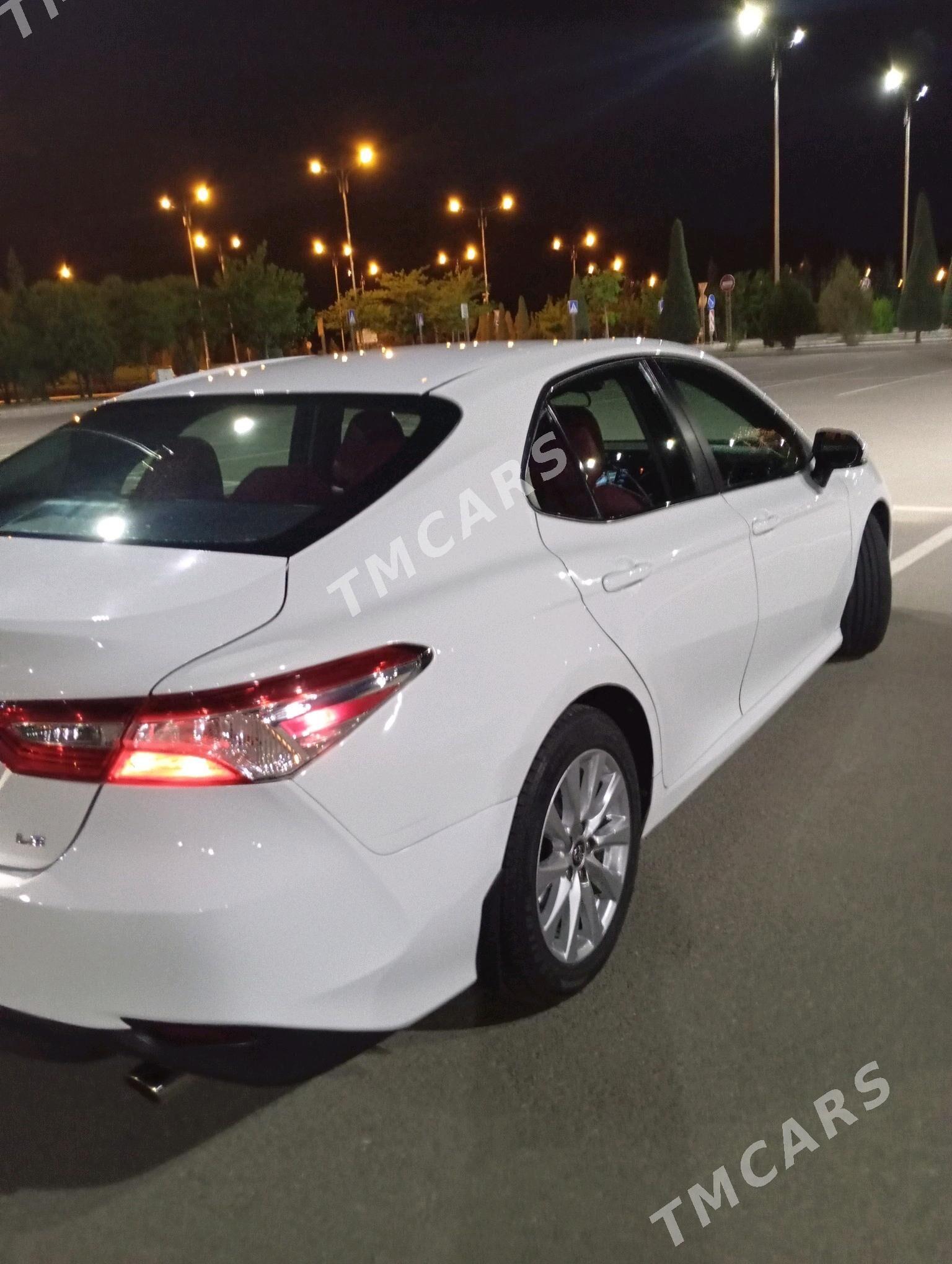 Toyota Camry 2018 - 260 000 TMT - Ашхабад - img 4
