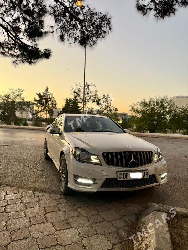 Mercedes-Benz C-Class 2012 - 169 000 TMT - Ашхабад - img 3