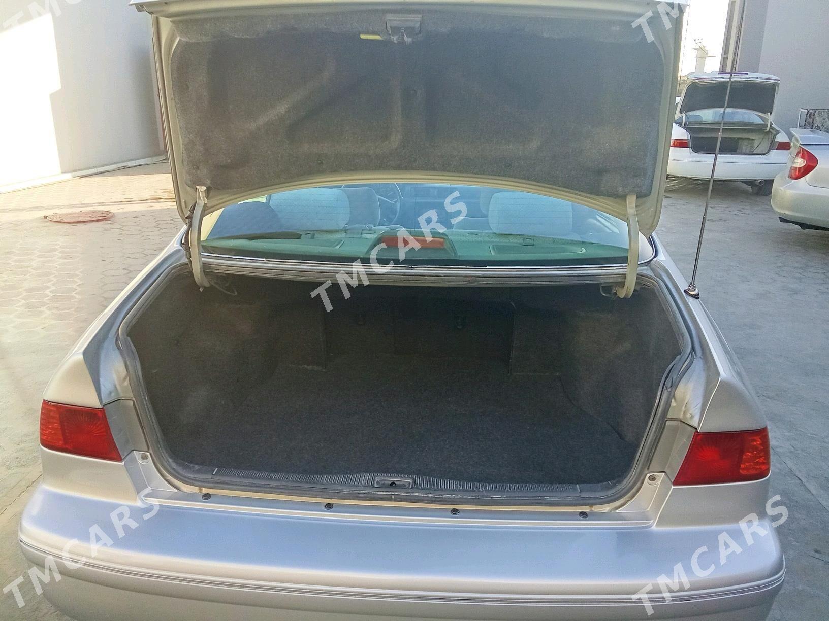 Toyota Camry 2001 - 130 000 TMT - Mary - img 2