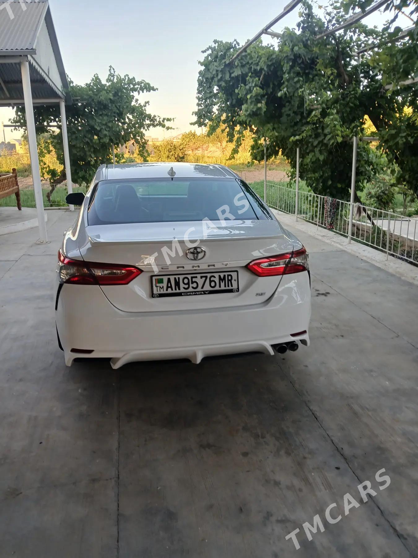 Toyota Camry 2020 - 320 000 TMT - Мары - img 4