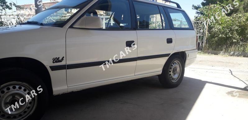 Opel Astra 1993 - 35 000 TMT - Мары - img 5