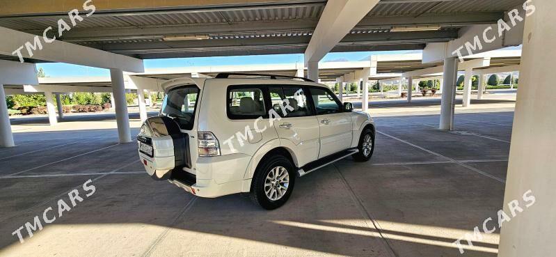 Mitsubishi Pajero 2013 - 300 000 TMT - Moskowskiý köç. (10 ýyl abadançylyk şaýoly) - img 4