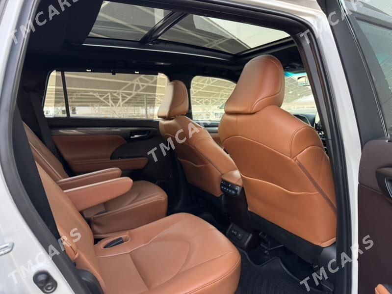 Toyota Highlander 2021 - 635 000 TMT - Ашхабад - img 3