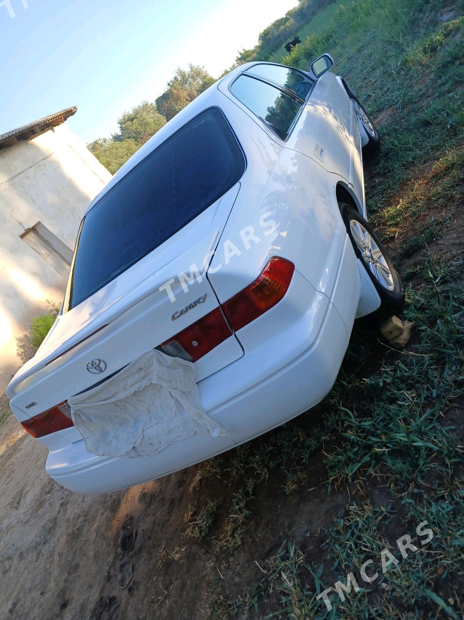 Toyota Camry 2000 - 145 000 TMT - етр. Туркменбаши - img 2