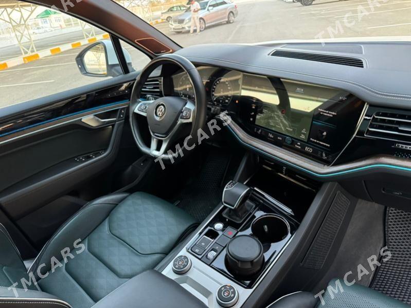 Volkswagen Touareg 2019 - 1 085 000 TMT - Aşgabat - img 10