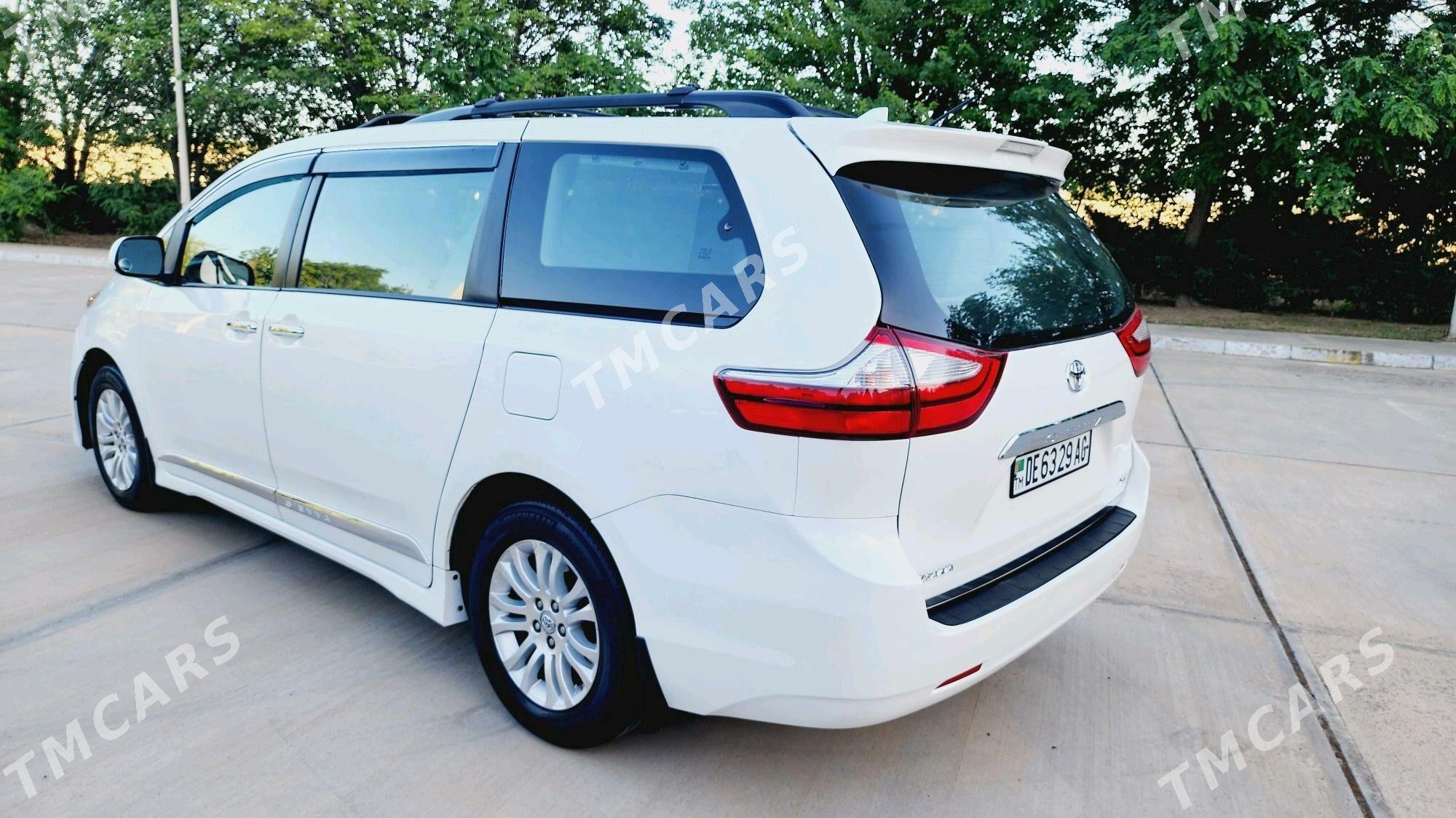 Toyota Sienna 2020 - 397 000 TMT - Ашхабад - img 4