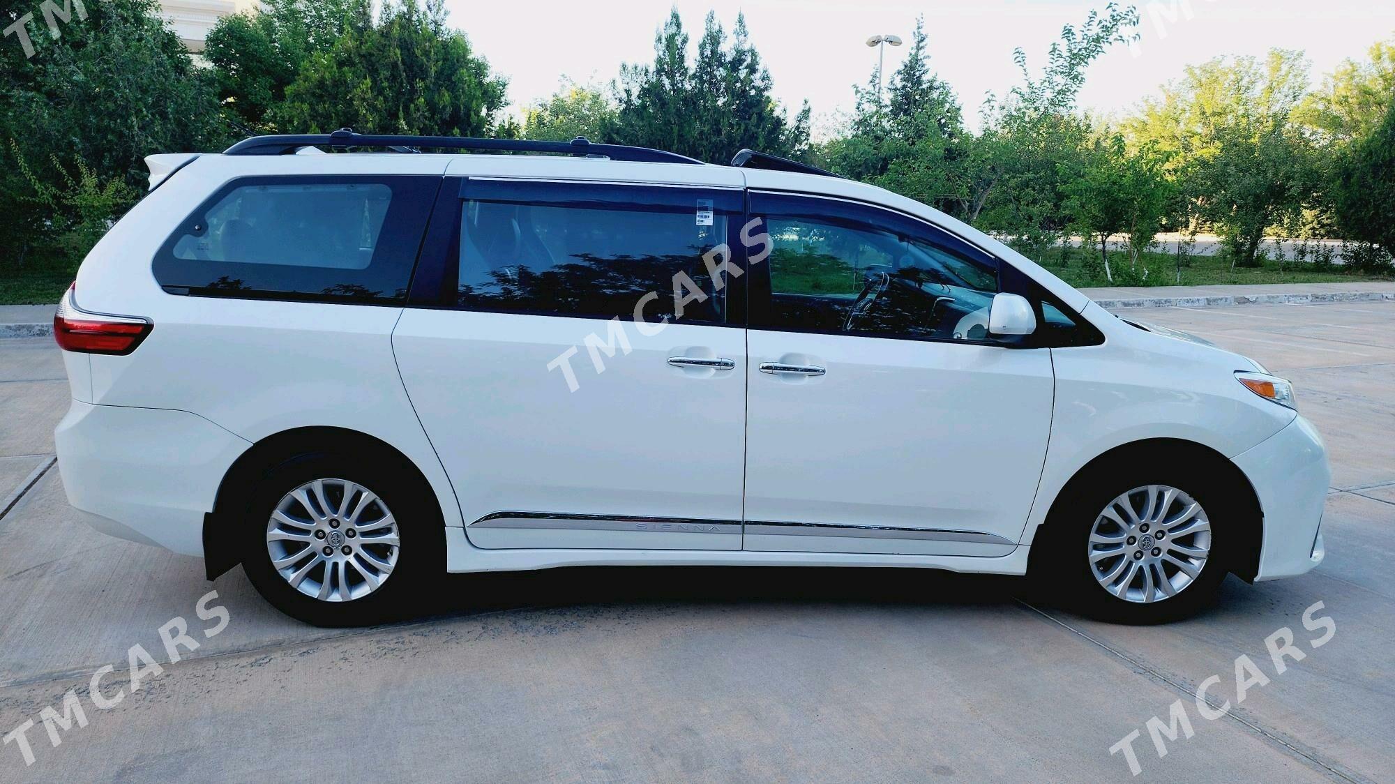 Toyota Sienna 2020 - 397 000 TMT - Ашхабад - img 2