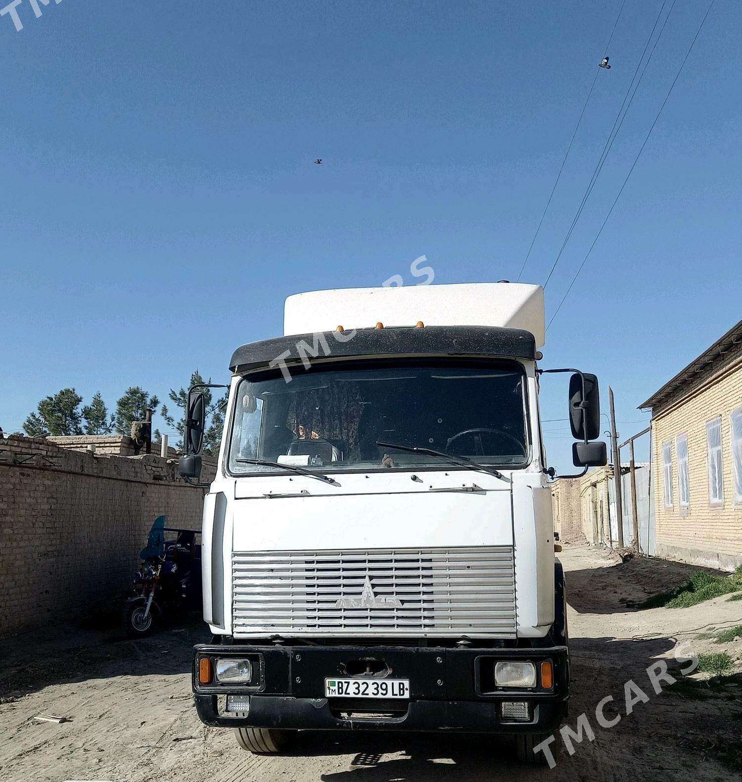 DAF 480 2013 - 500 000 TMT - Çärjew - img 5
