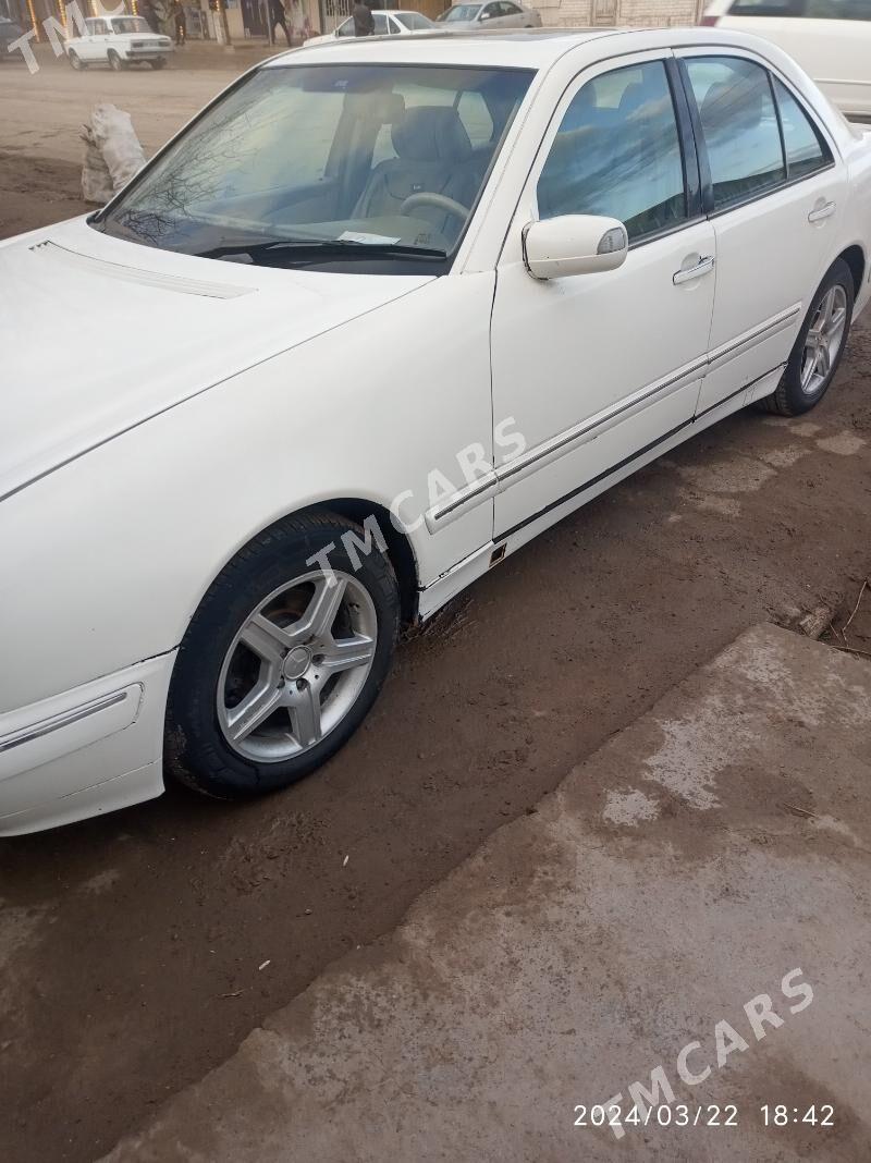 Mercedes-Benz E320 2002 - 75 000 TMT - Köneürgenç - img 3