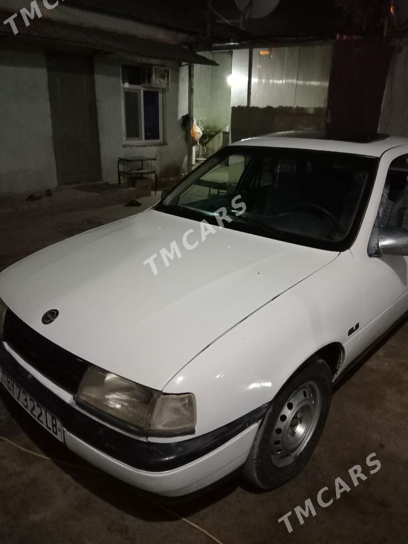 Opel Vectra 1990 - 25 000 TMT - Mary - img 2