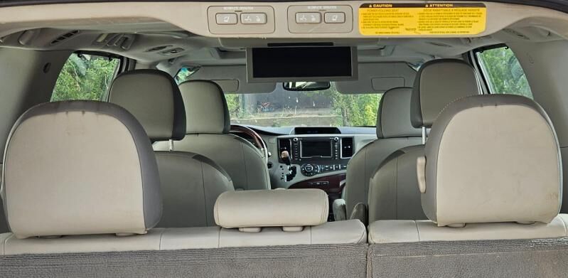 Toyota Sienna 2010 - 298 000 TMT - Ашхабад - img 7
