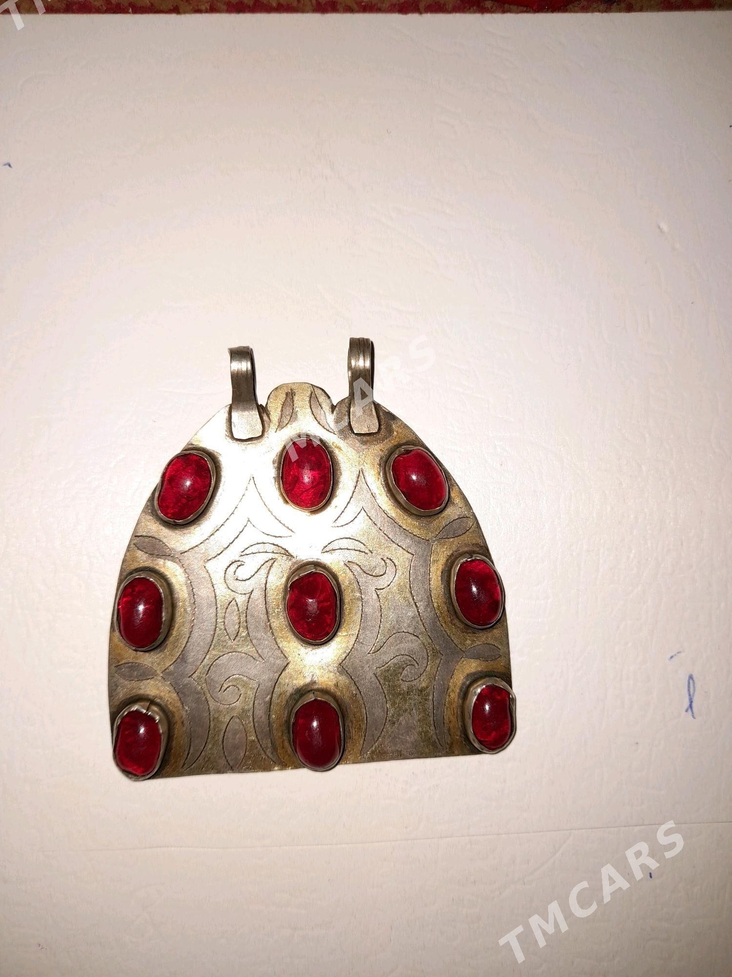Kümüş boynyňa dakylyan - Garadamak - img 2