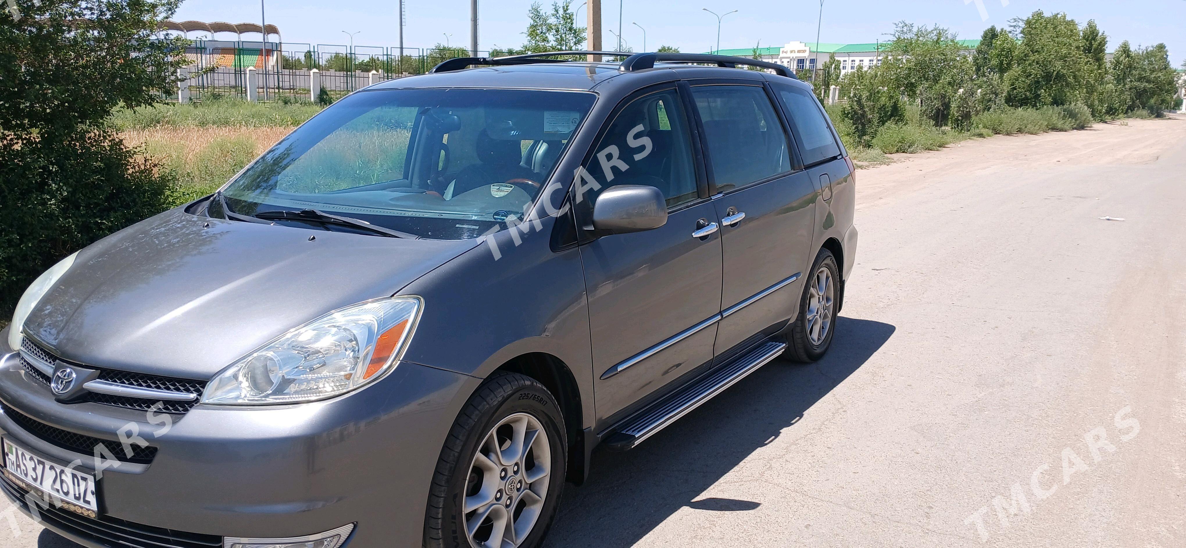 Toyota Sienna 2004 - 230 000 TMT - Gubadag - img 6