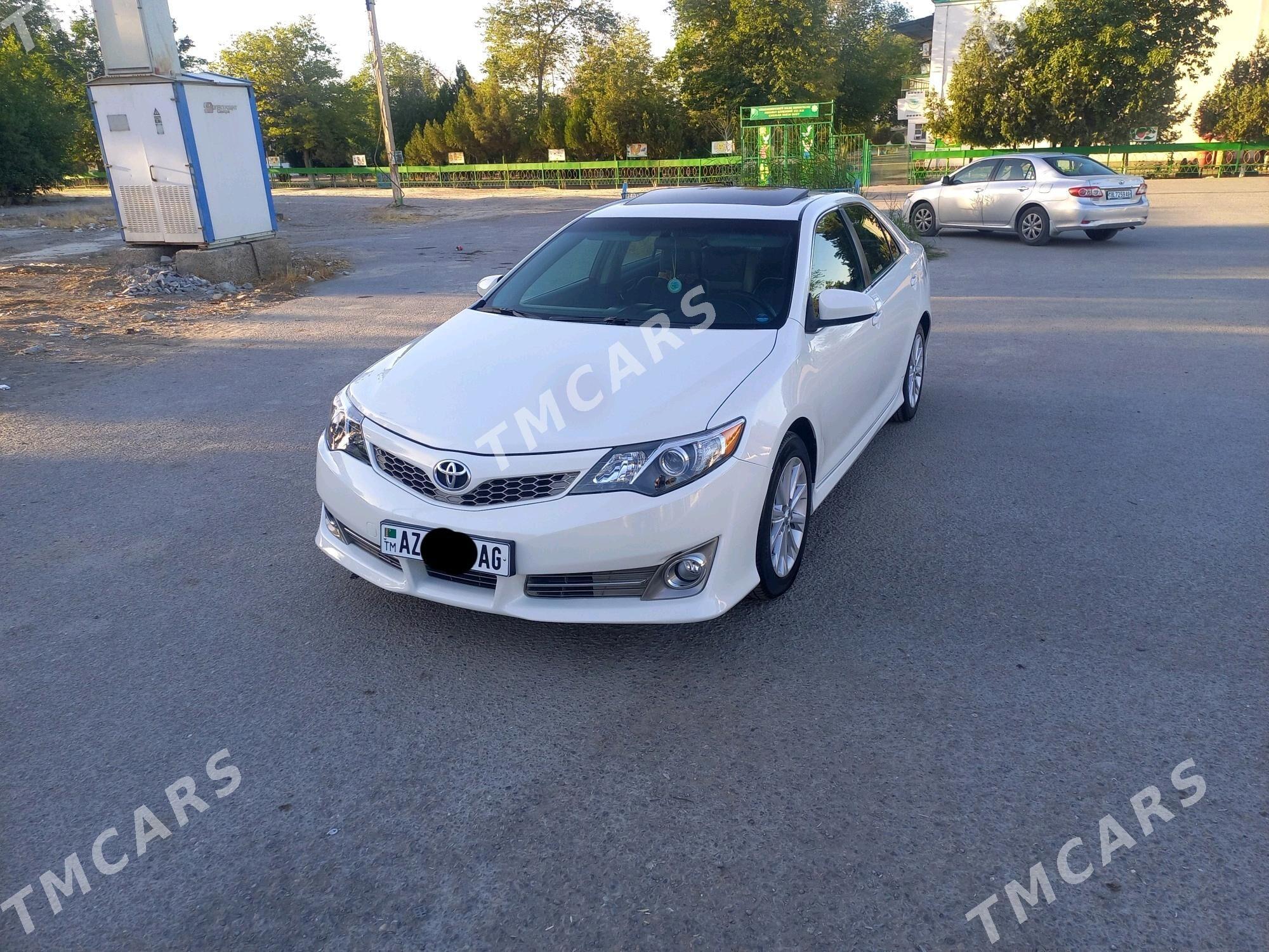 Toyota Camry 2012 - 240 000 TMT - Бузмеин - img 6