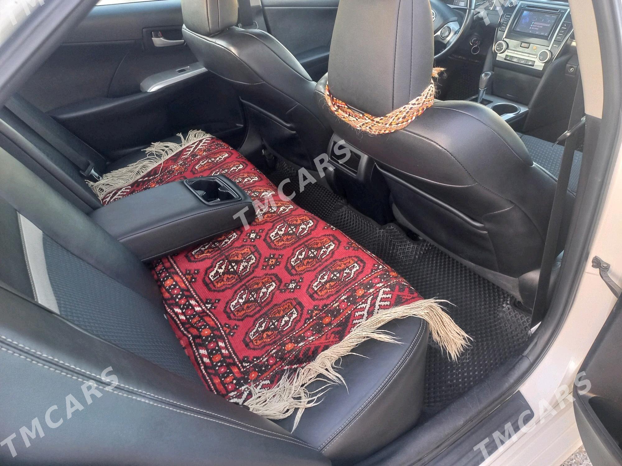 Toyota Camry 2012 - 240 000 TMT - Бузмеин - img 4