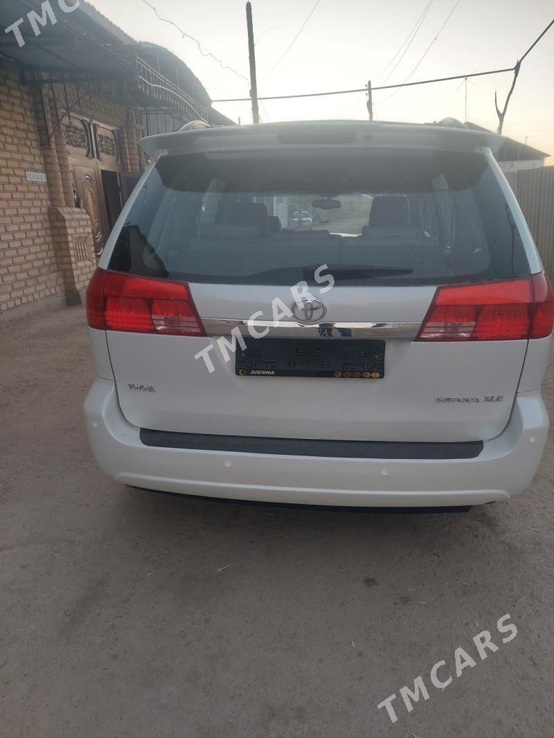 Toyota Sienna 2004 - 215 000 TMT - Губадаг - img 2
