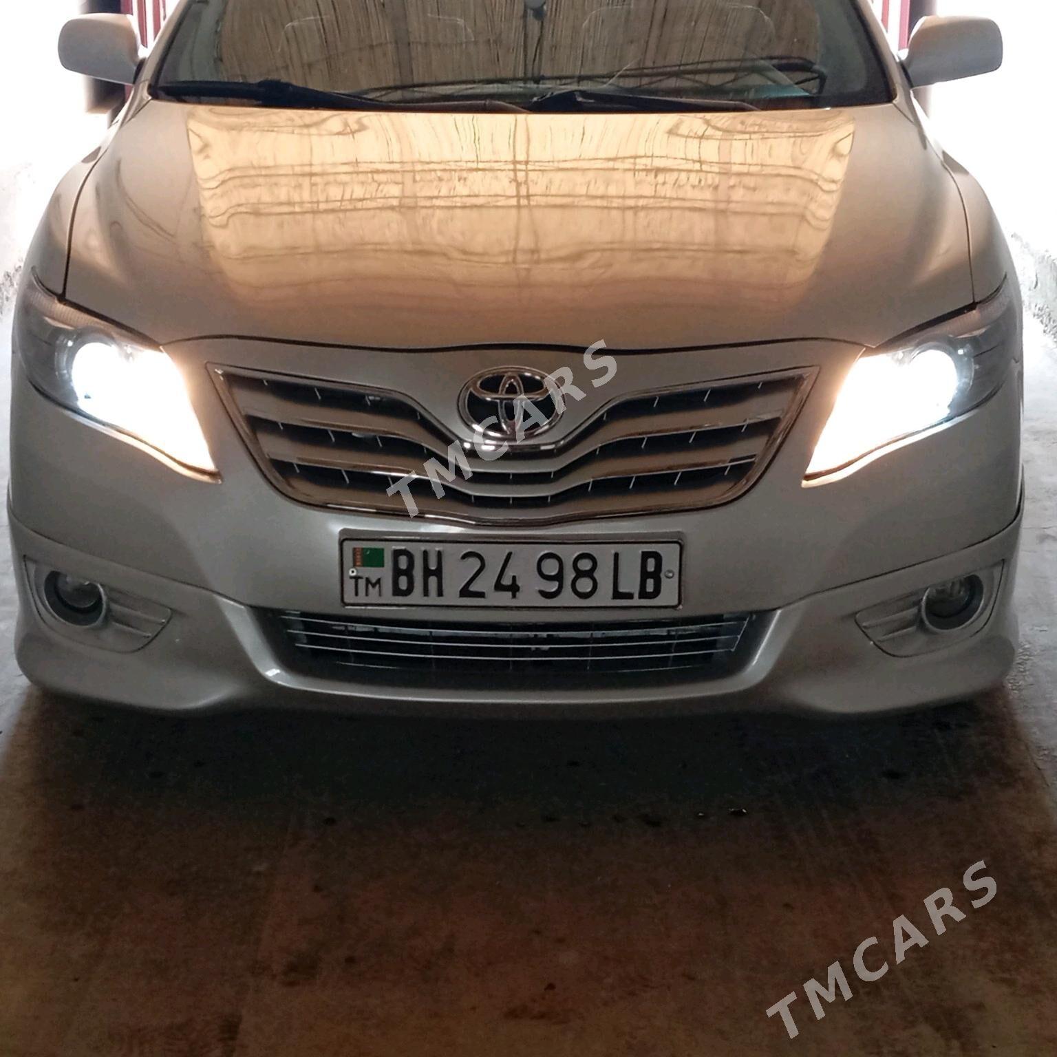 Toyota Camry 2010 - 210 000 TMT - Dänew - img 4