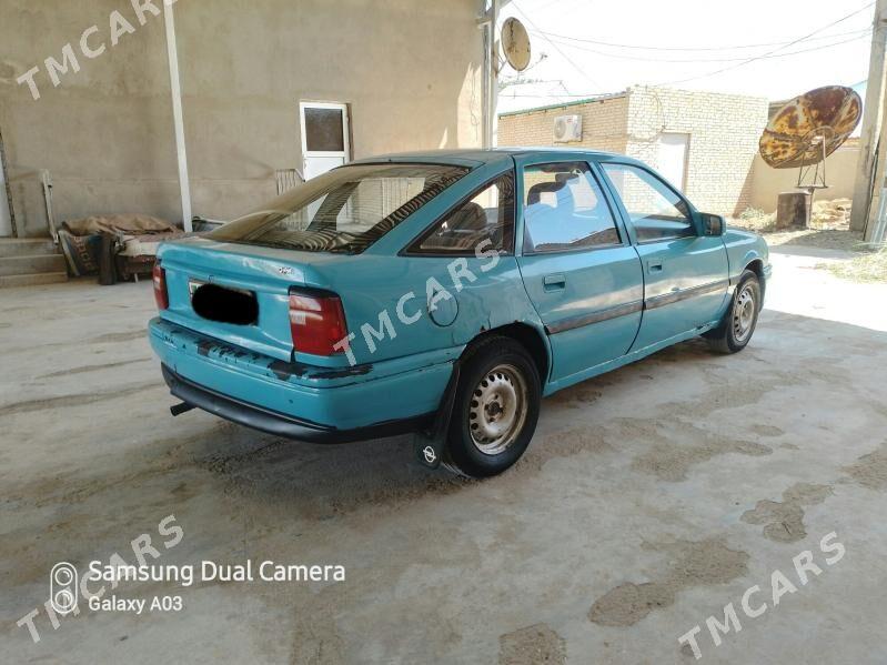Opel Vectra 1993 - 15 000 TMT - Mary - img 3
