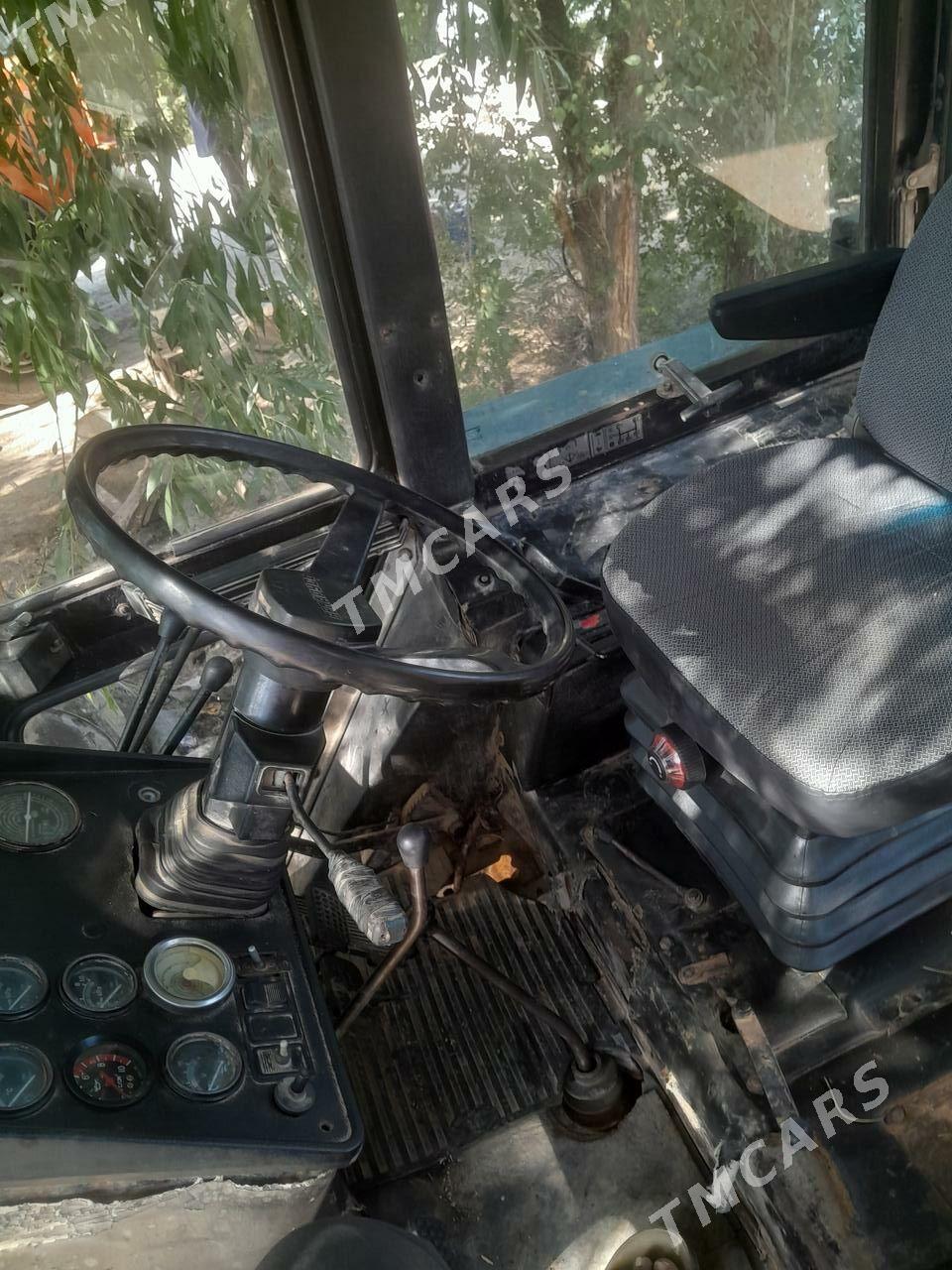 MTZ 80 2002 - 120 000 TMT - Gurbansoltan Eje - img 2