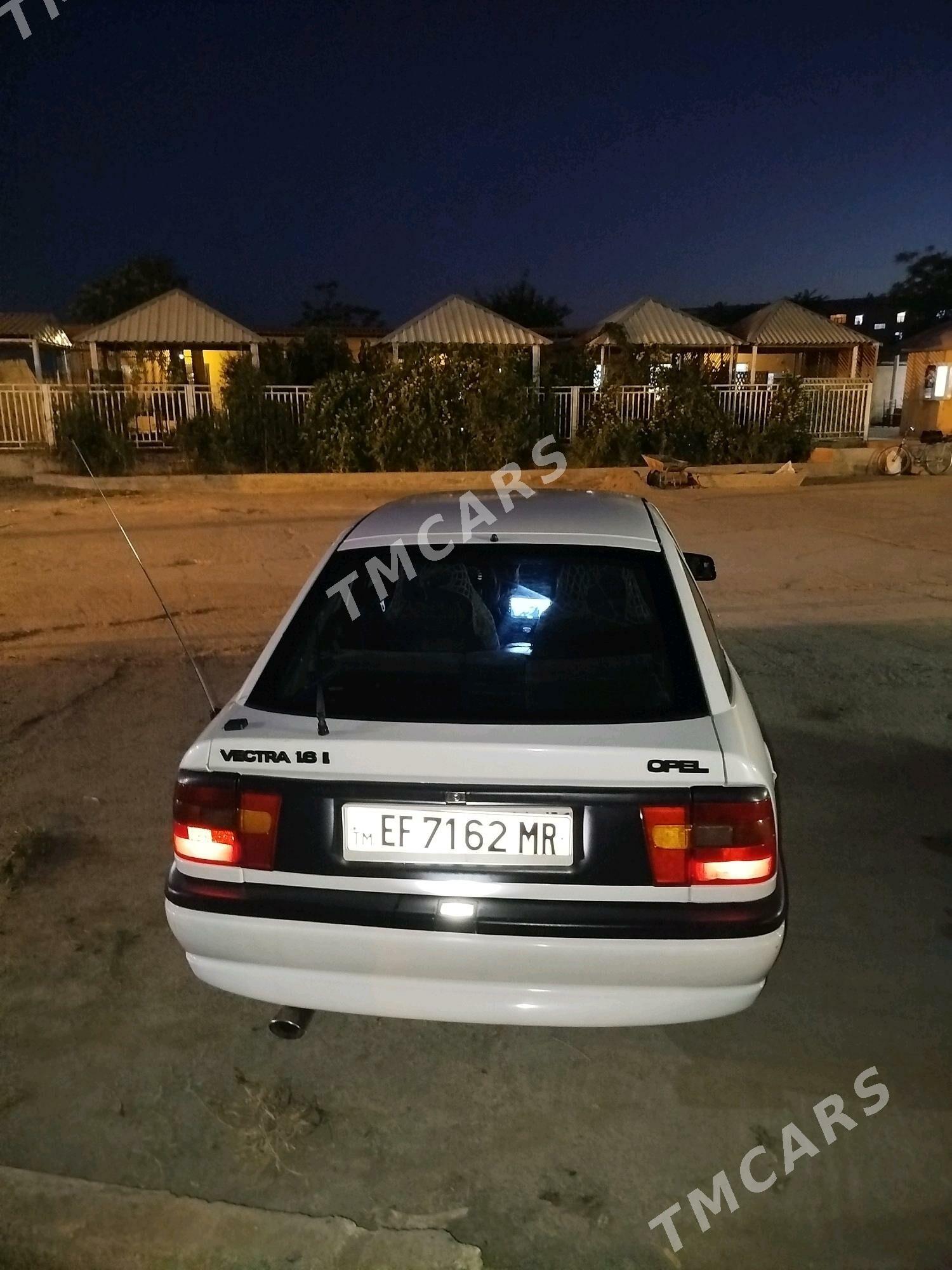 Opel Vectra 1995 - 35 000 TMT - Mary - img 6