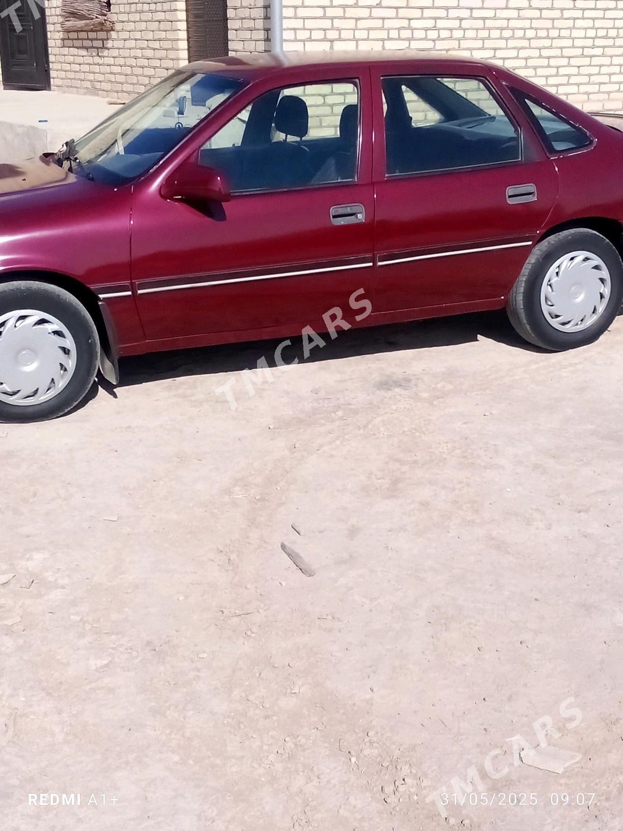 Opel Vectra 1992 - 35 000 TMT - Векильбазар - img 3