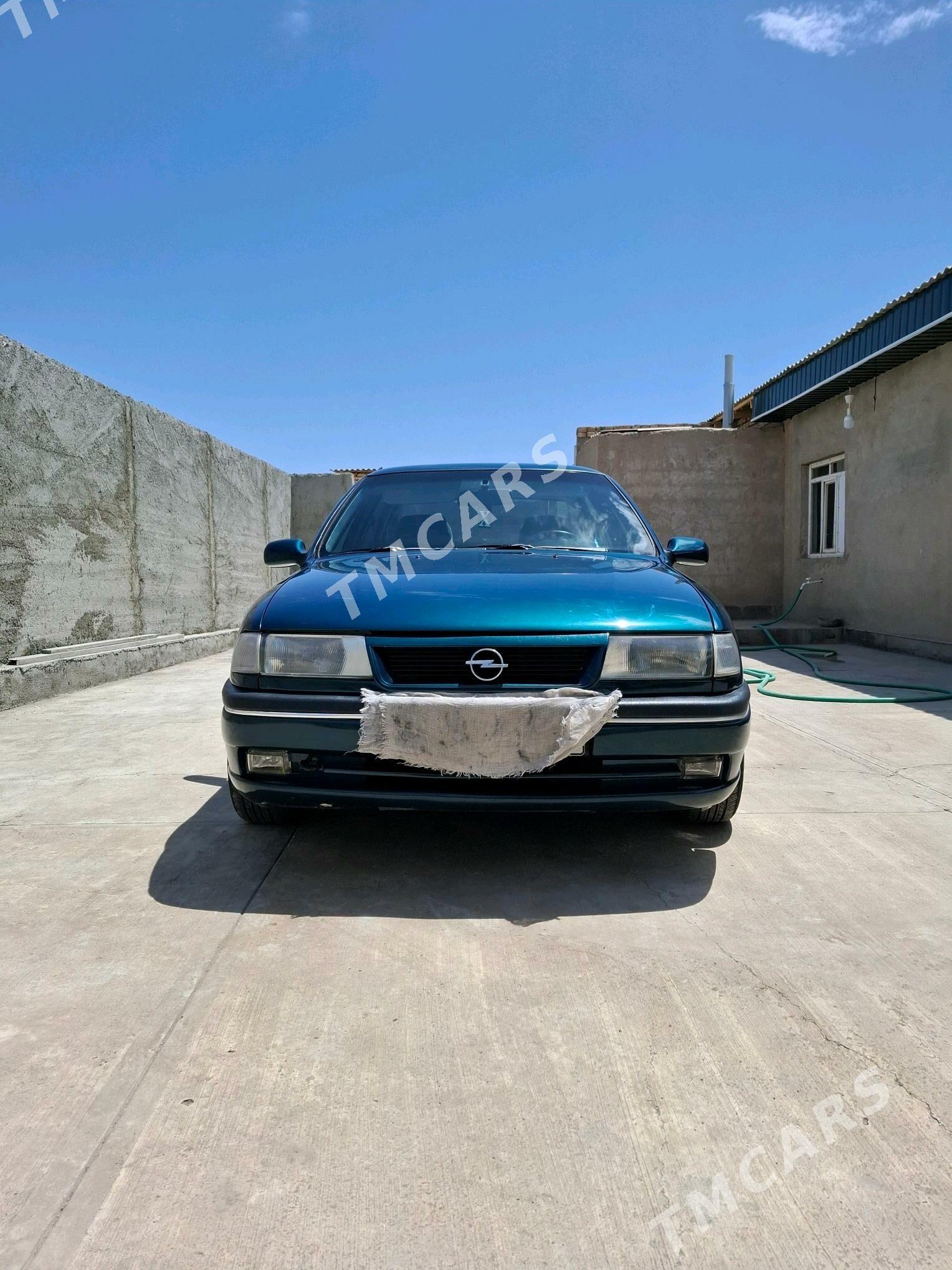 Opel Vectra 1995 - 50 000 TMT - Кёнеургенч - img 9
