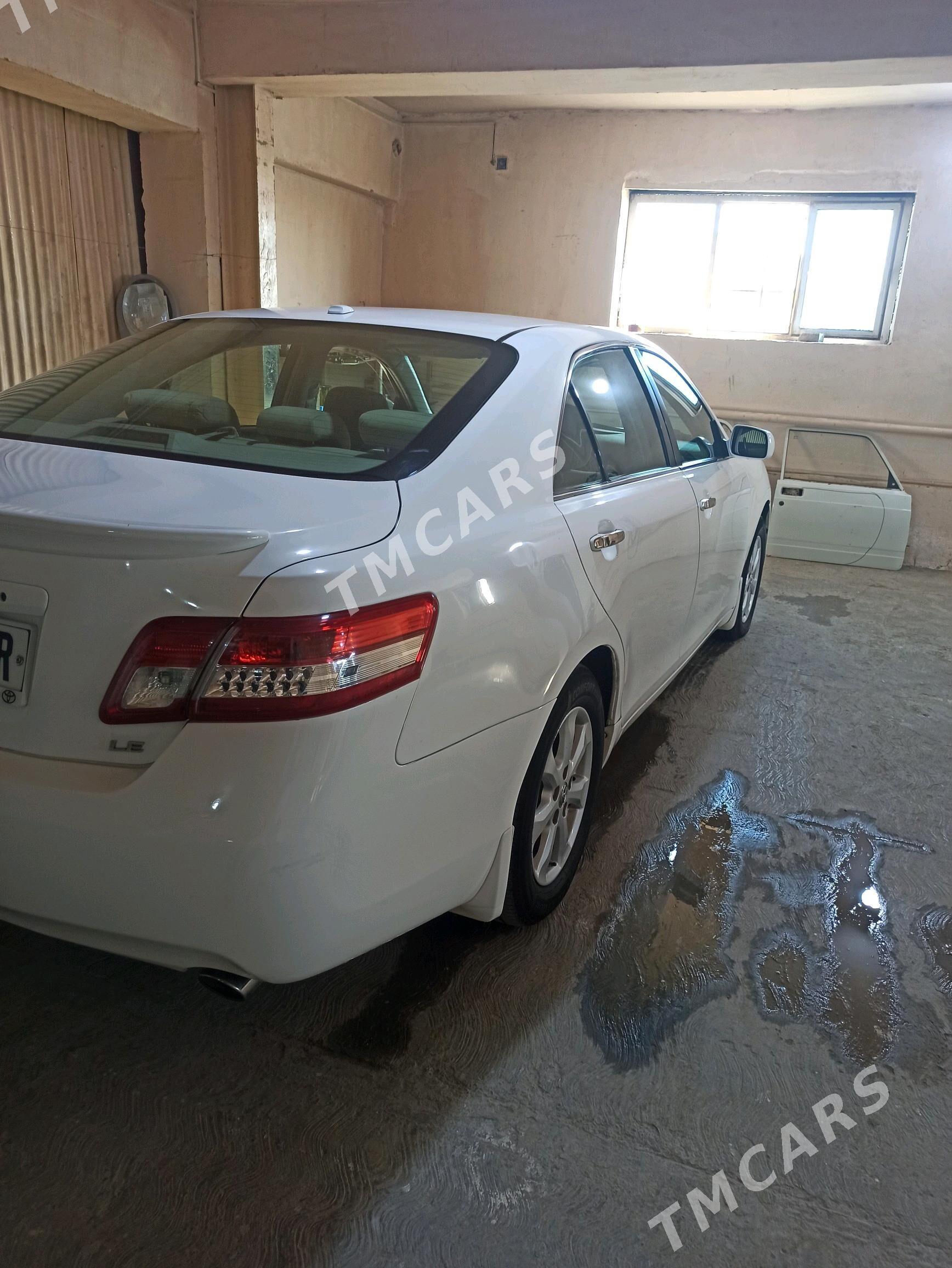 Toyota Camry 2010 - 230 000 TMT - Sakarçäge - img 3