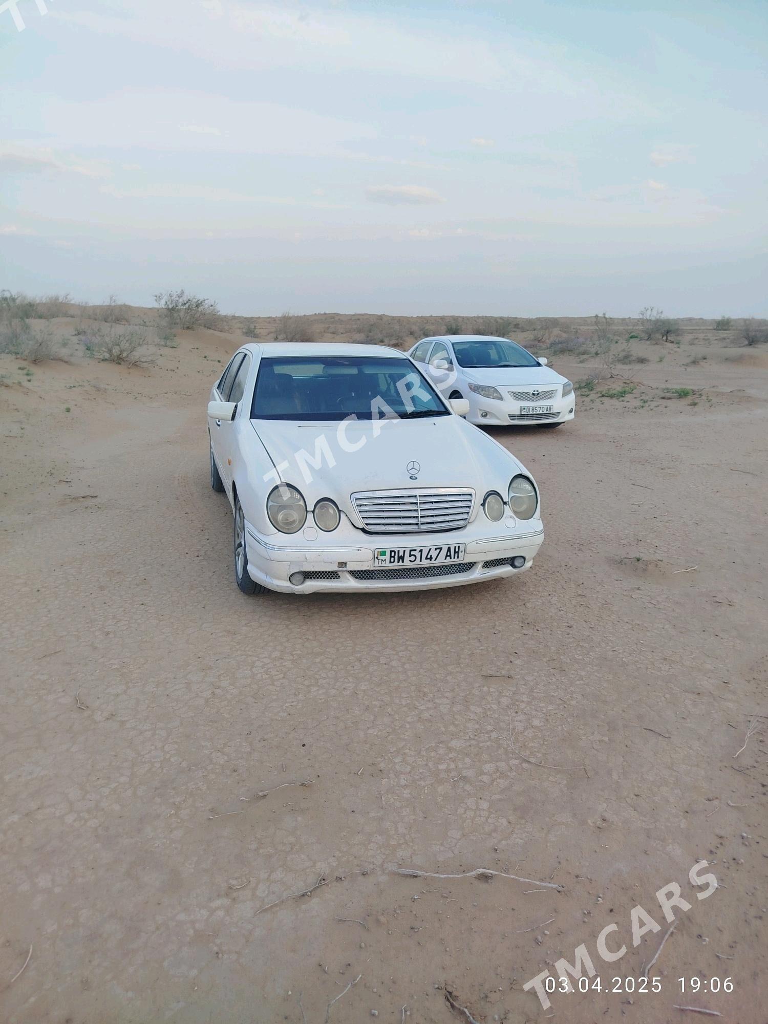 Mercedes-Benz E320 1996 - 55 000 TMT - Анев - img 2