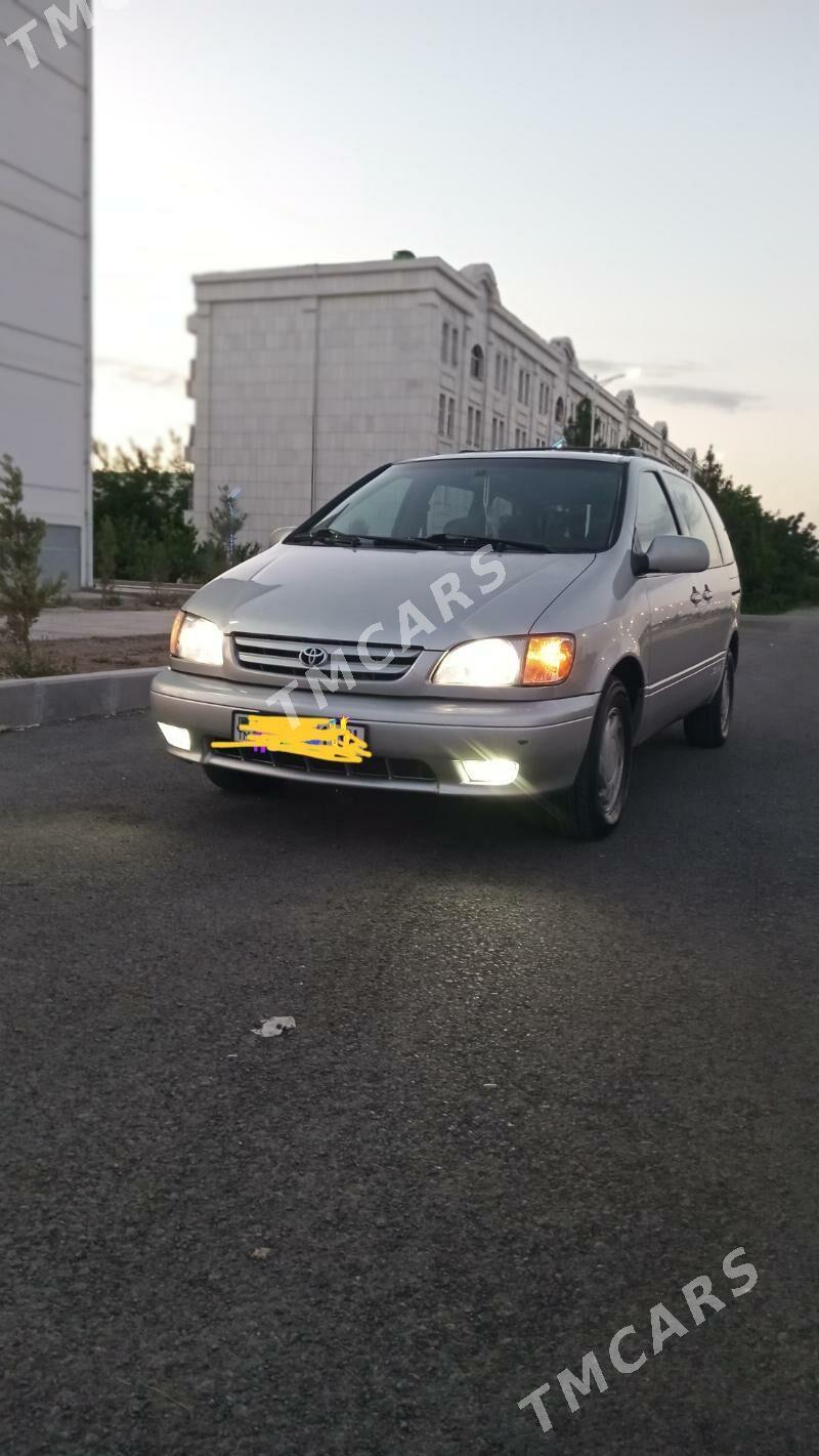 Toyota Sienna 2002 - 210 000 TMT - Ашхабад - img 2