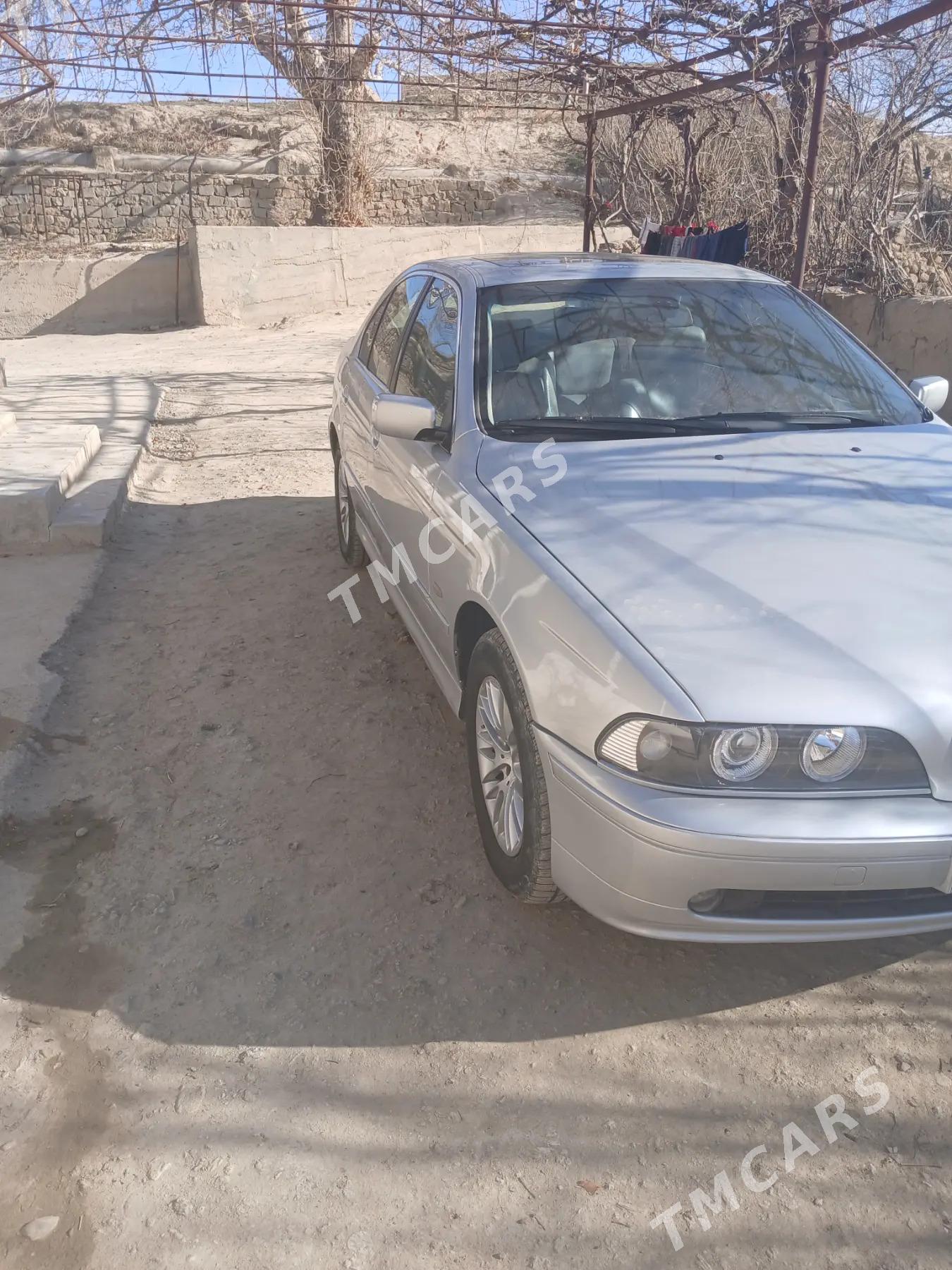 BMW E39 2003 - 115 000 TMT - Magtymguly - img 9