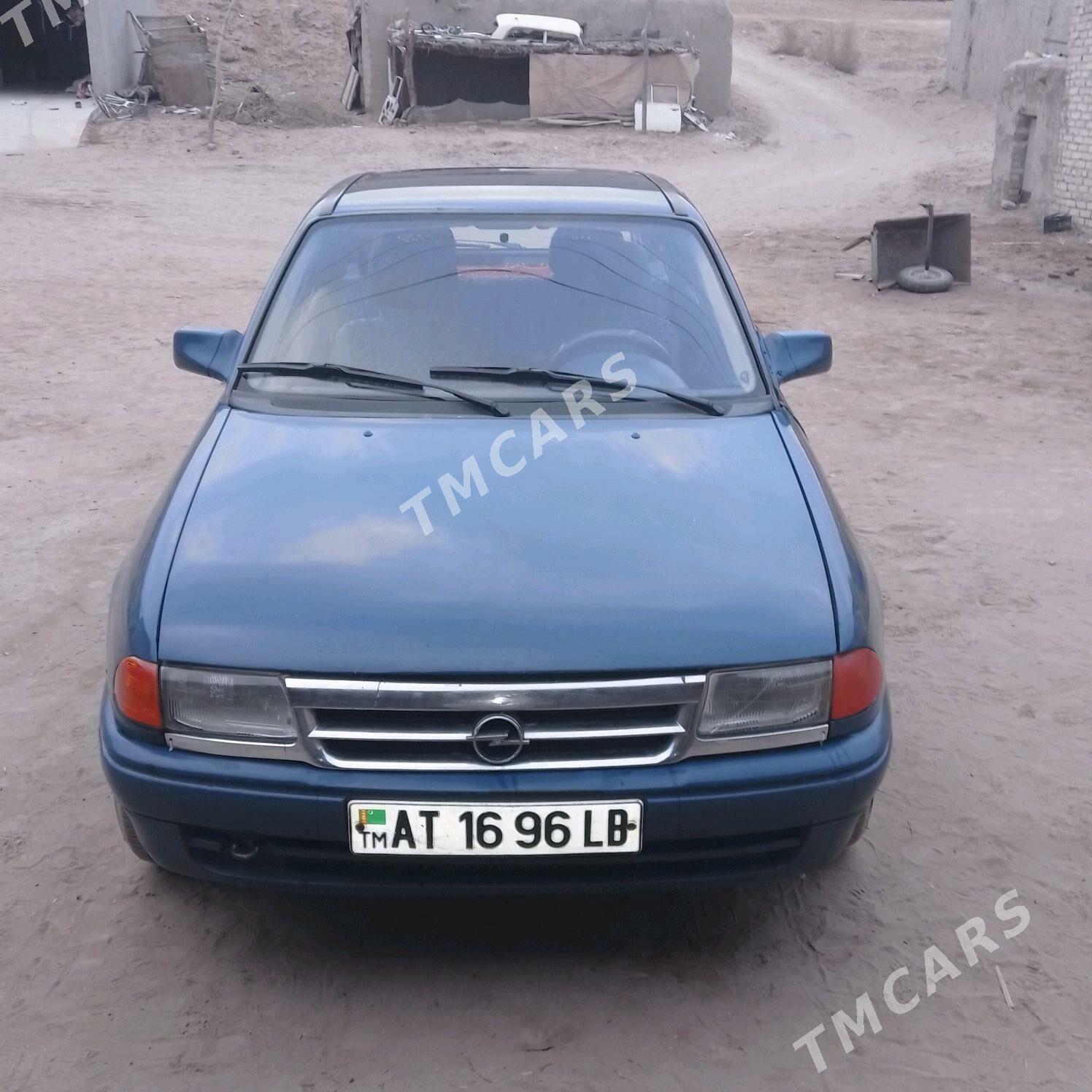 Opel Astra 1993 - 22 000 TMT - Фарап - img 5
