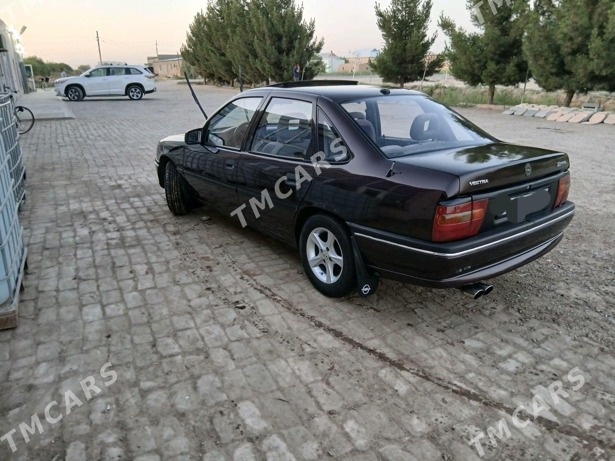 Opel Vectra 1993 - 44 000 TMT - Мары - img 3