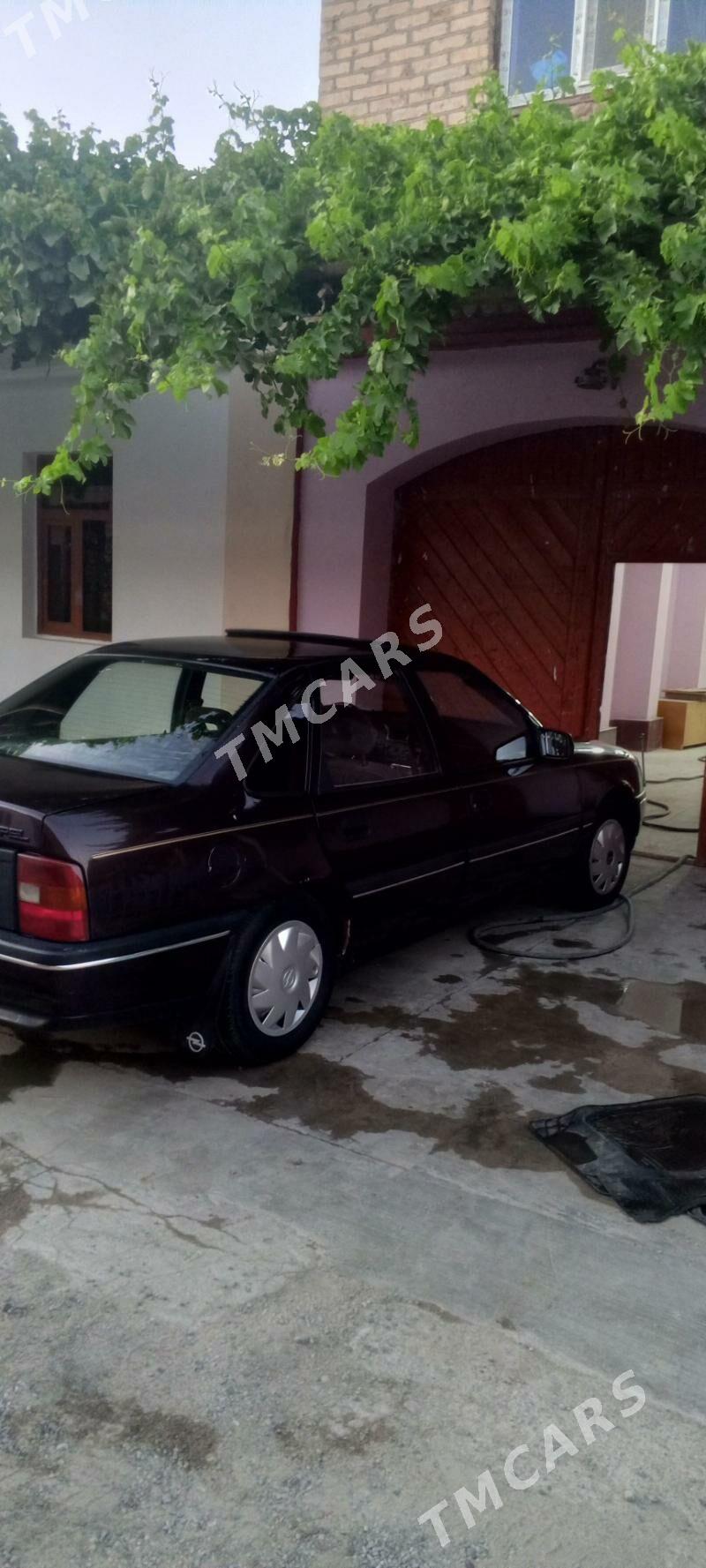 Opel Vectra 1991 - 32 000 TMT - Туркменабат - img 1