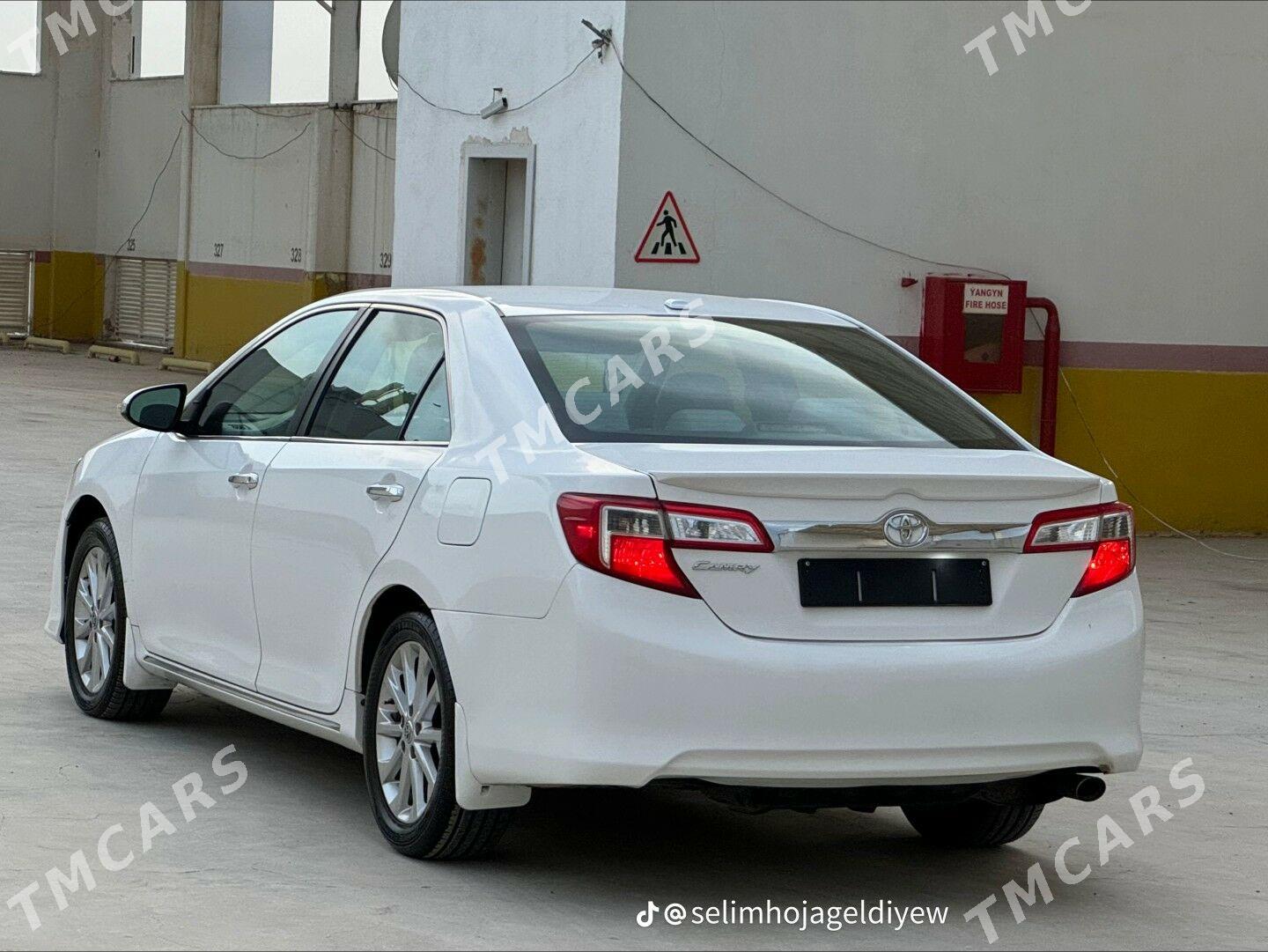 Toyota Camry 2012 - 198 000 TMT - Ашхабад - img 4