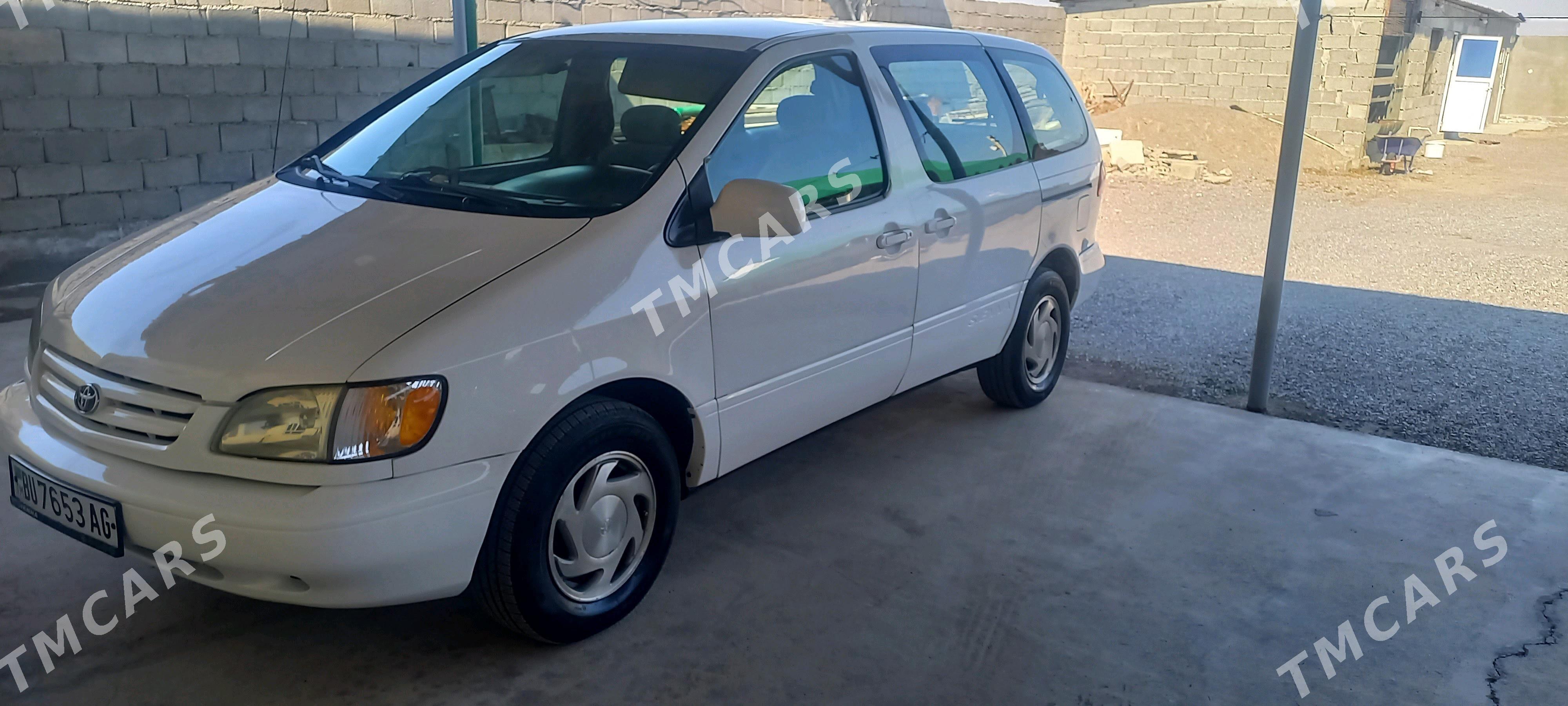Toyota Sienna 2000 - 135 000 TMT - Aşgabat - img 5